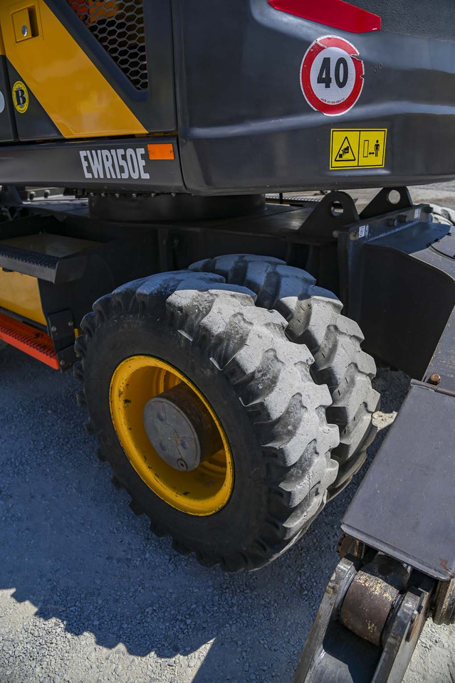 Wheel loader VOLVO EWR150E