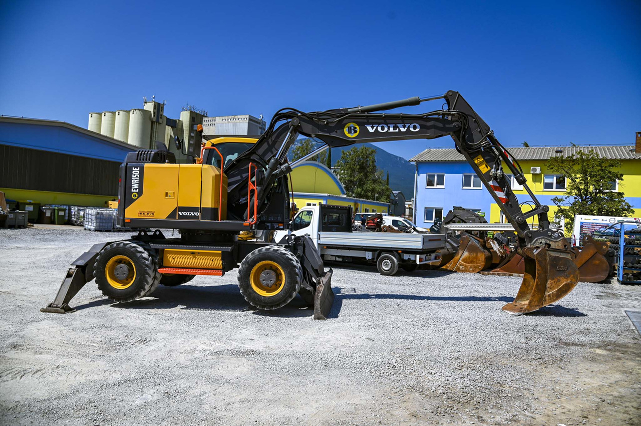 Wheel loader VOLVO EWR150E