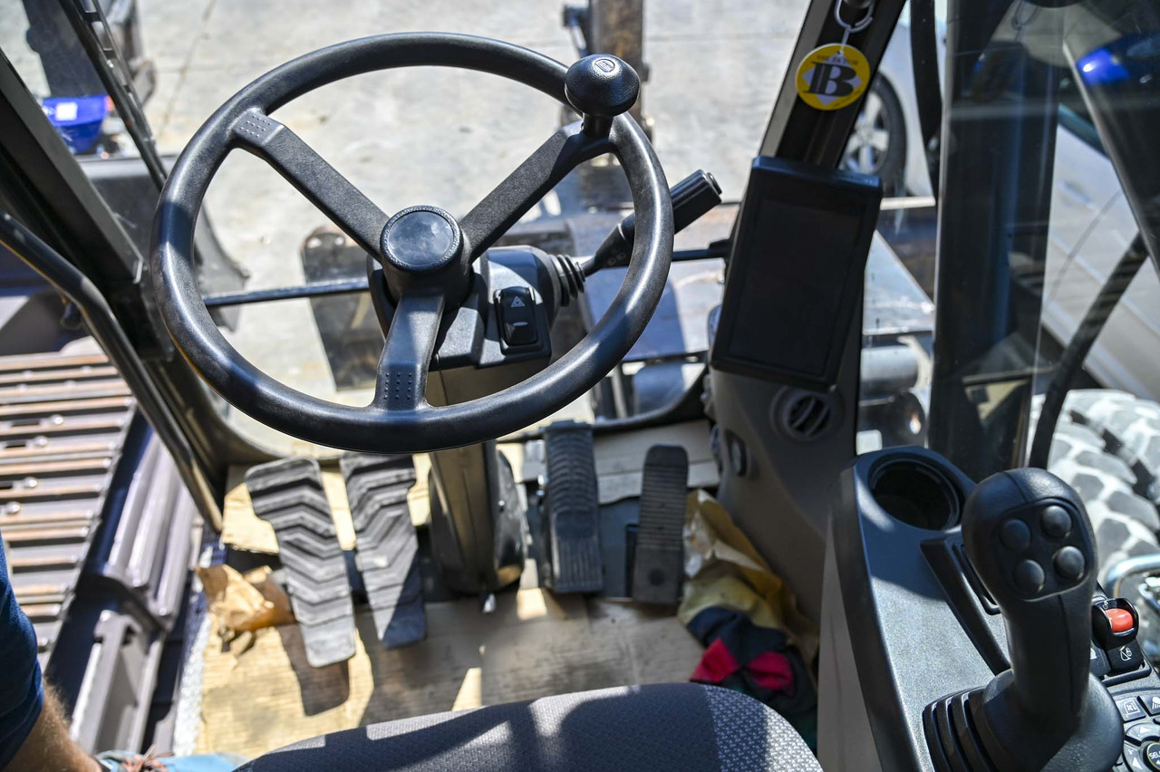 Wheel loader VOLVO EWR150E