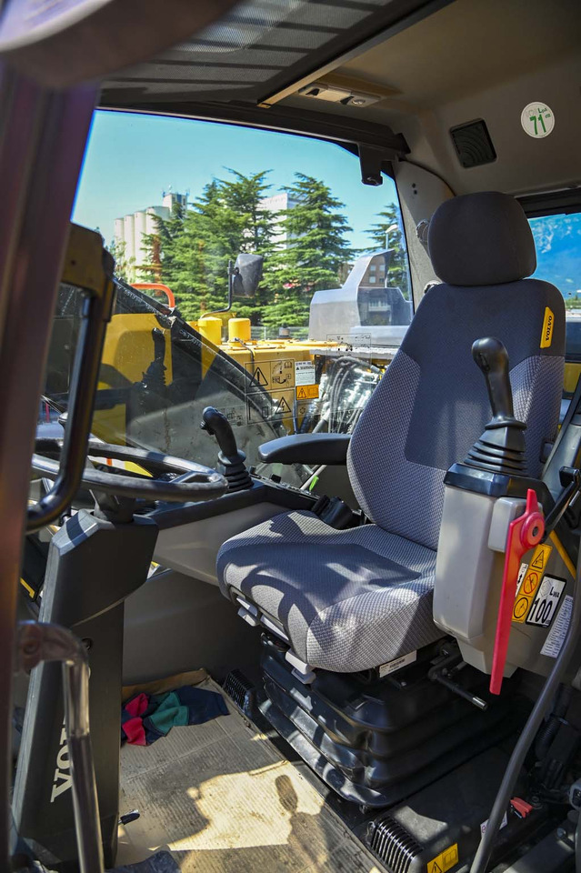 Wheel loader VOLVO EWR150E