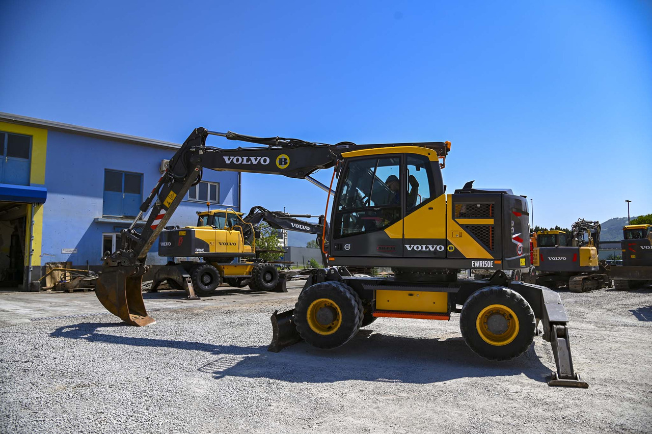 Wheel loader VOLVO EWR150E