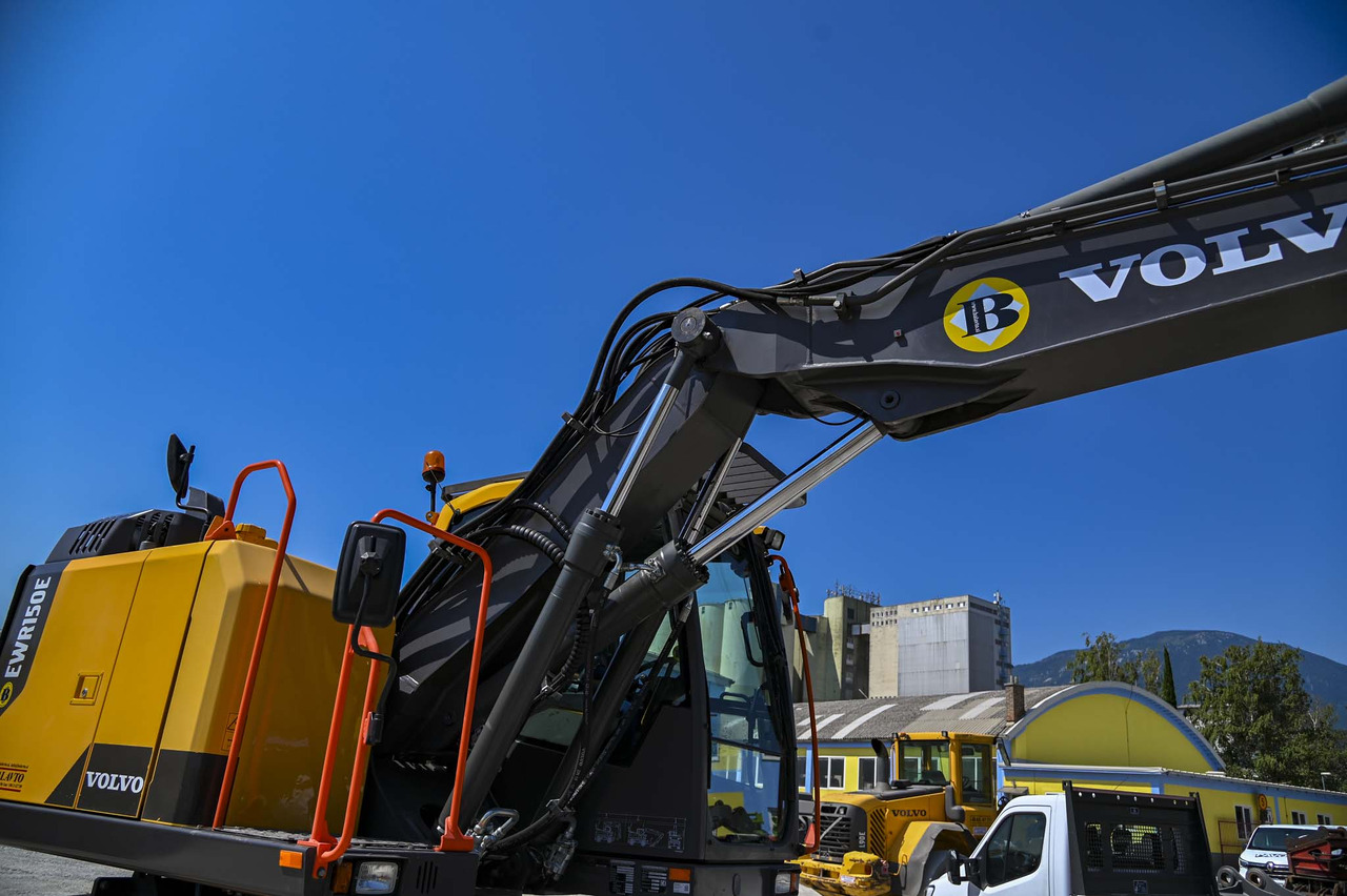 Wheel loader VOLVO EWR150E