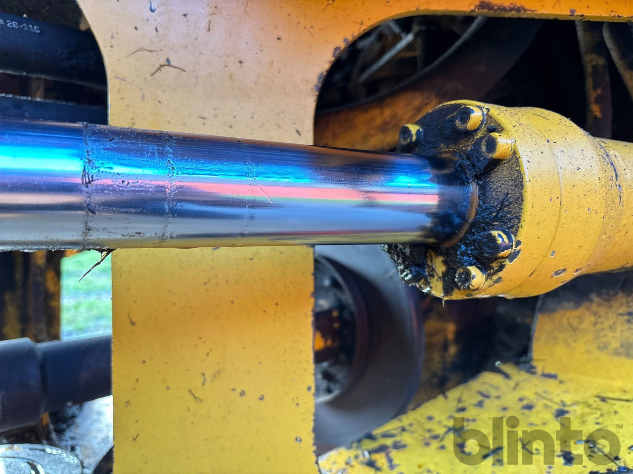 Wheel loader VOLVO L120B