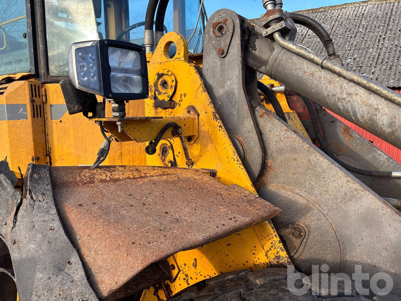 Wheel loader VOLVO L120B