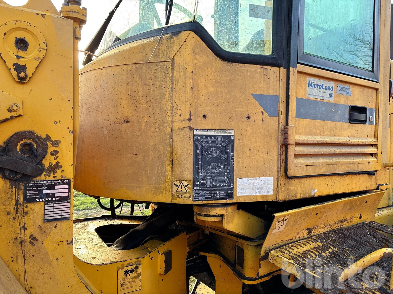 Wheel loader VOLVO L120B