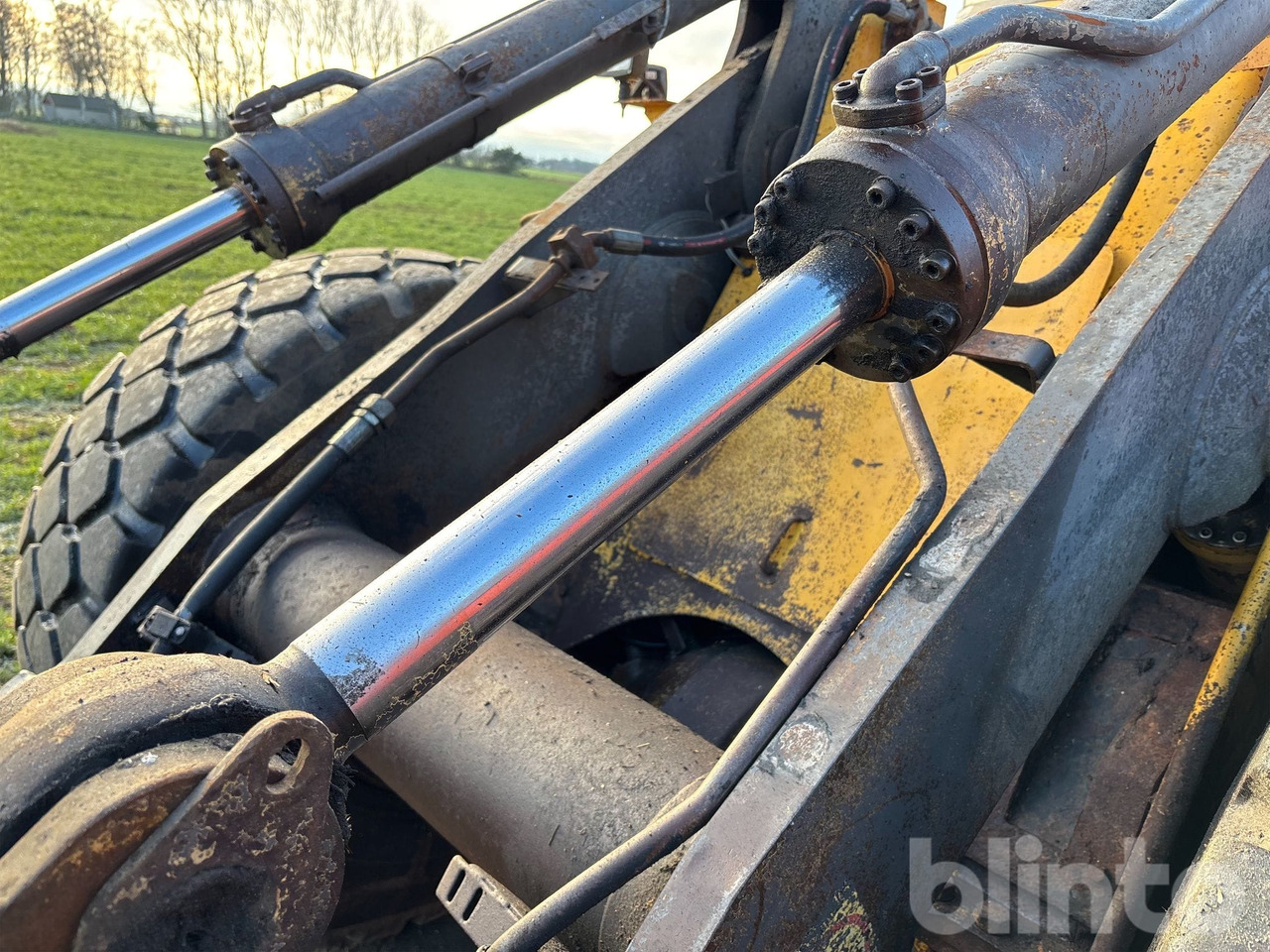 Wheel loader VOLVO L120B