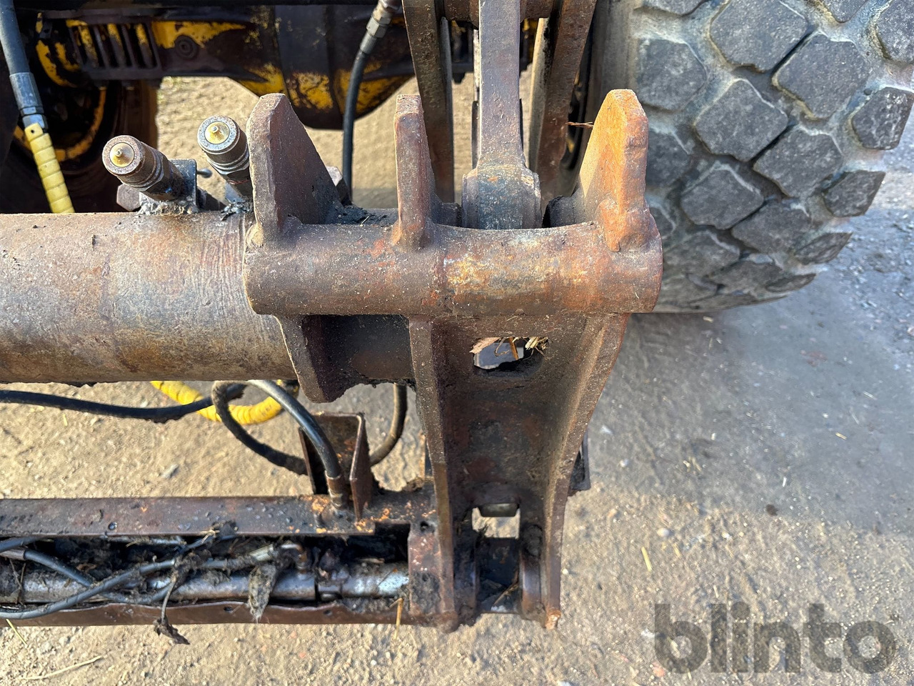 Wheel loader VOLVO L120B