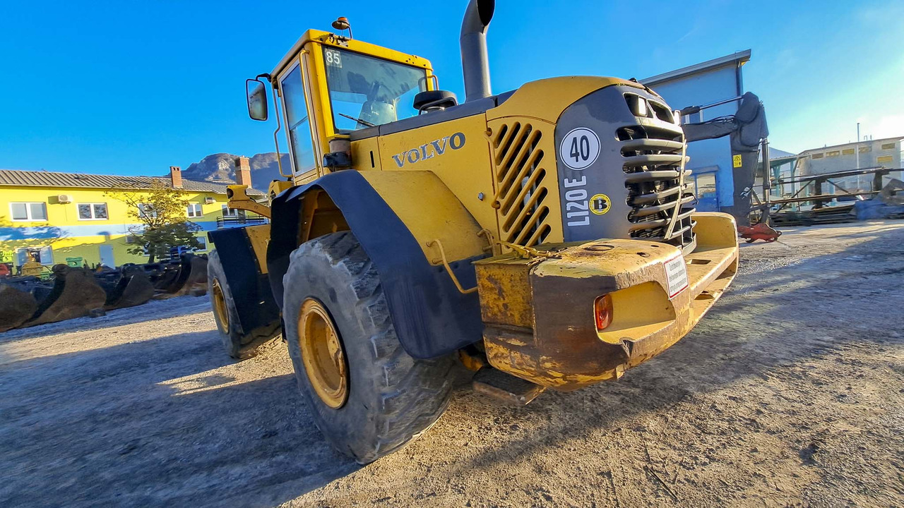 Wheel loader VOLVO L120E