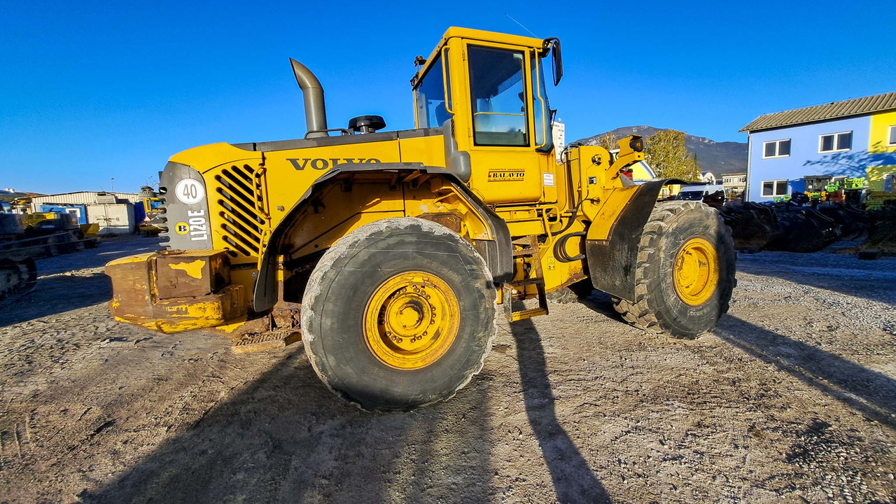 Wheel loader VOLVO L120E