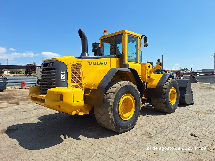 Wheel loader VOLVO L120E