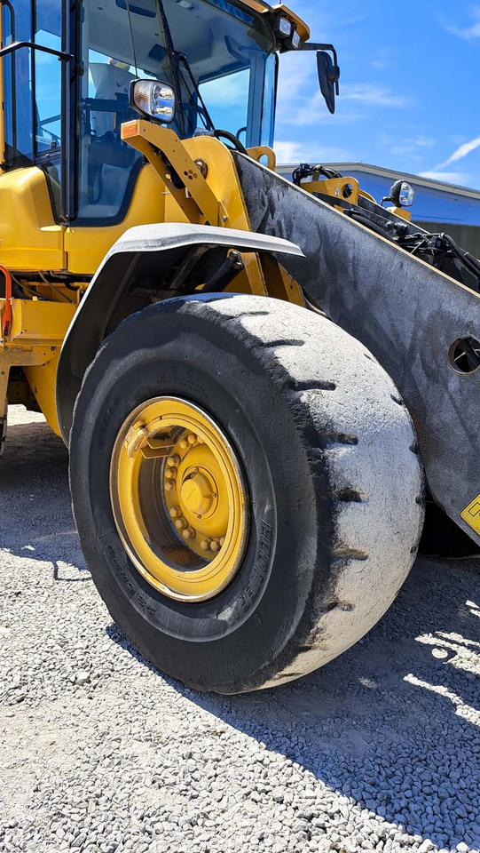 Wheel loader VOLVO L120H