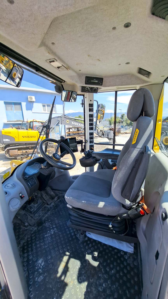 Wheel loader VOLVO L120H
