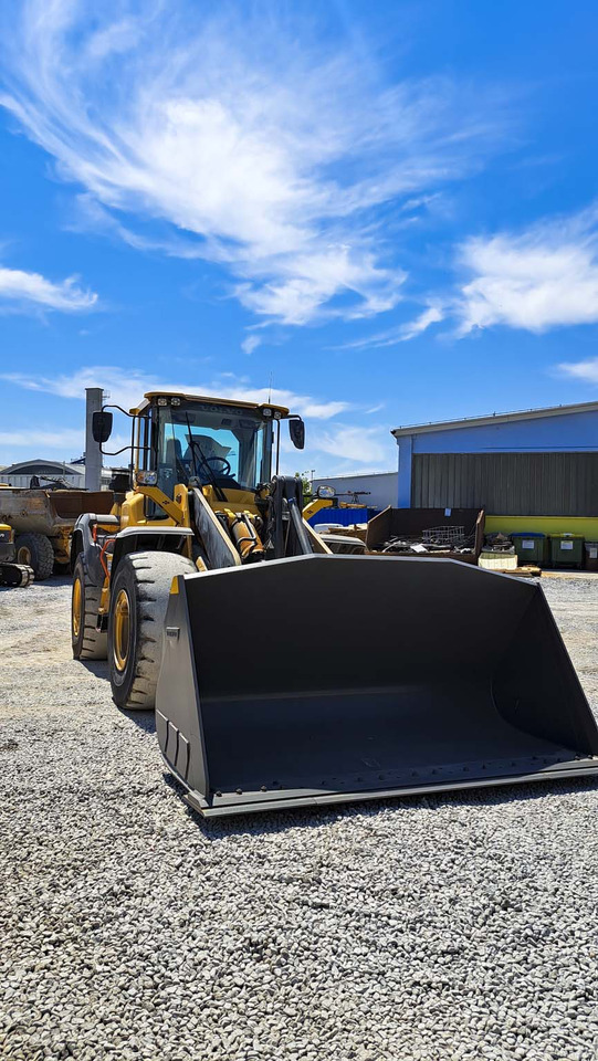 Wheel loader VOLVO L120H