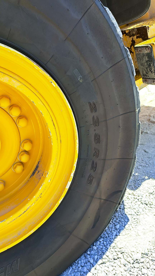 Wheel loader VOLVO L120H