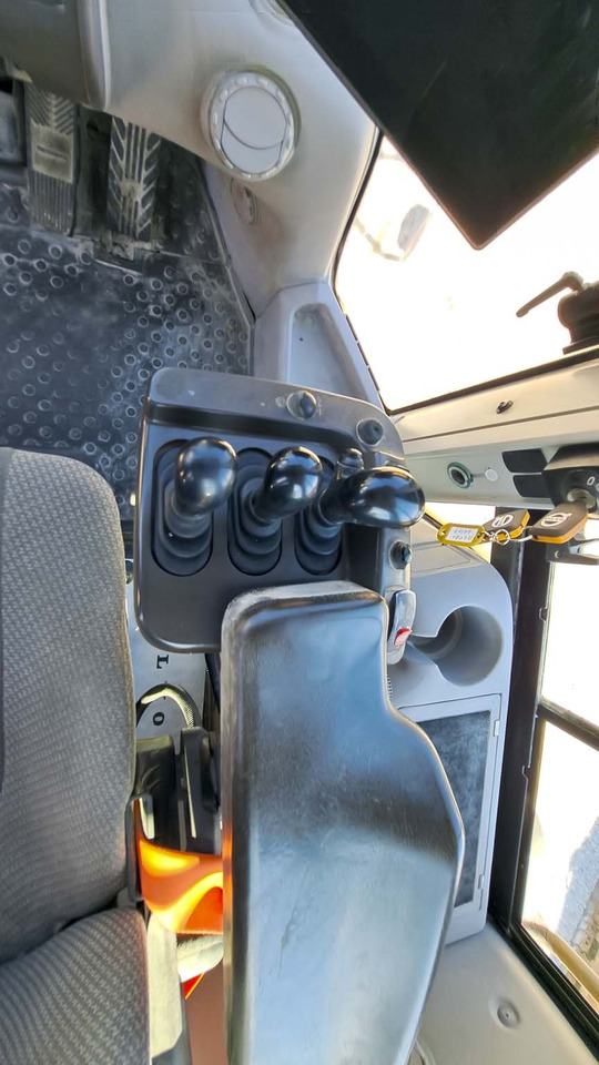 Wheel loader VOLVO L120H