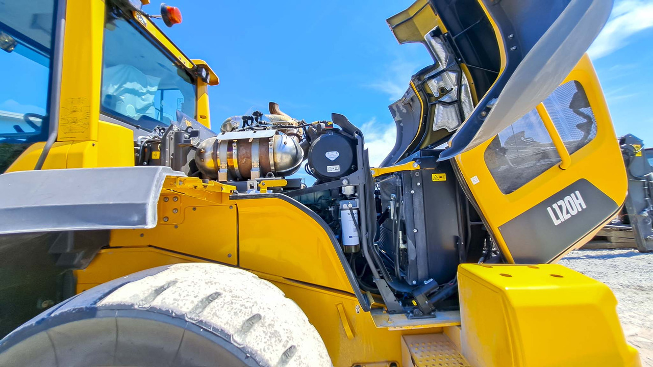 Wheel loader VOLVO L120H