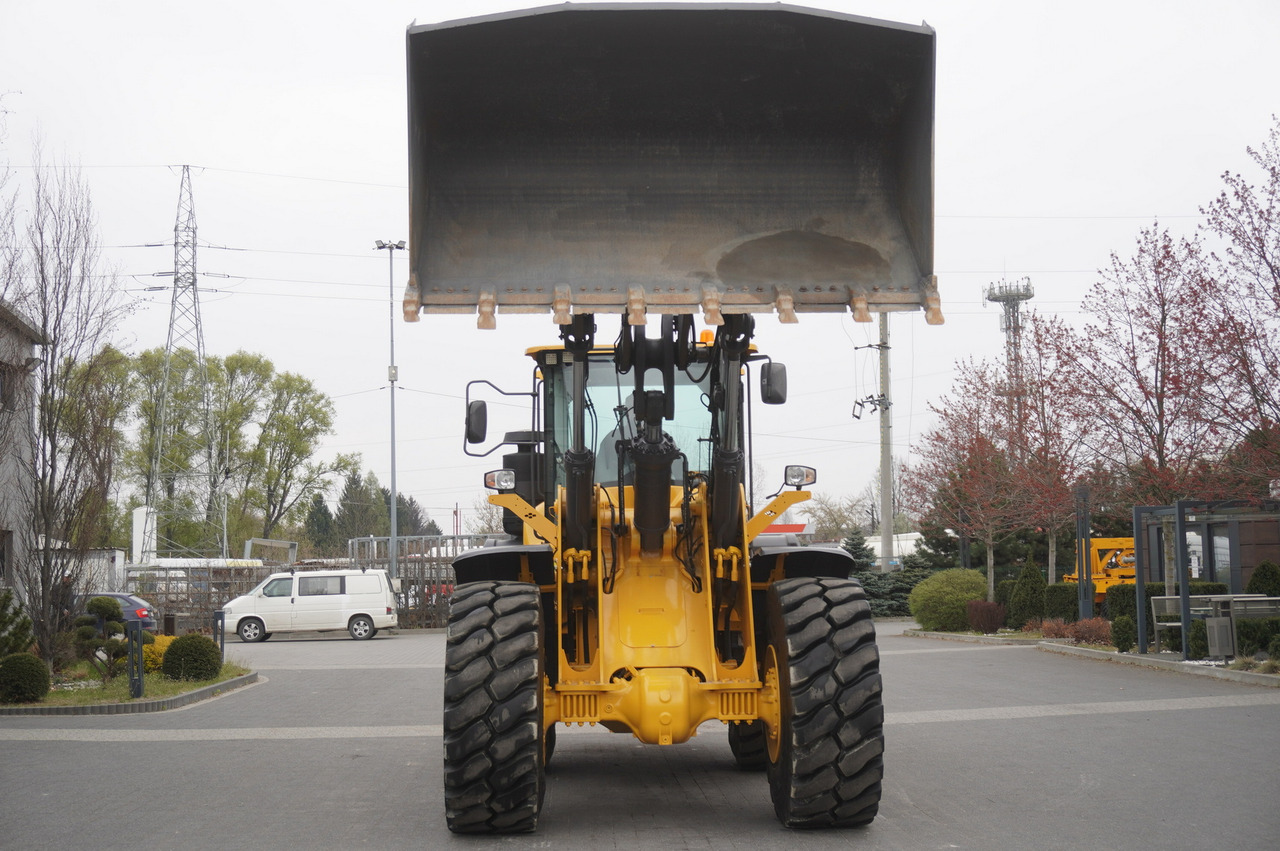 Wheel loader VOLVO L120H