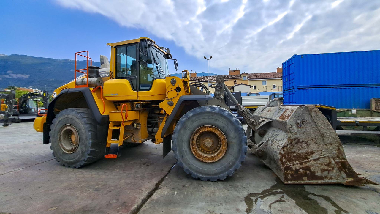 Wheel loader VOLVO L150H