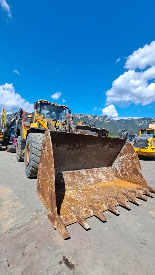 Wheel loader VOLVO L150H