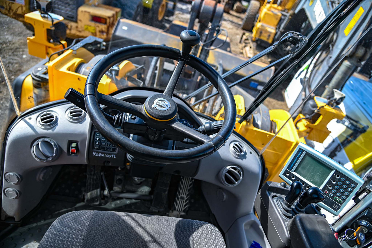 Wheel loader VOLVO L180H