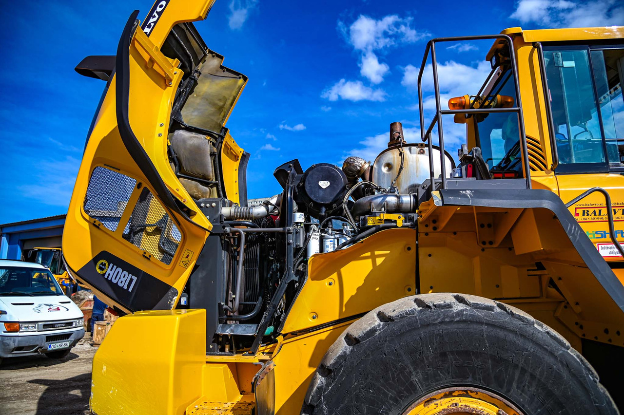 Wheel loader VOLVO L180H