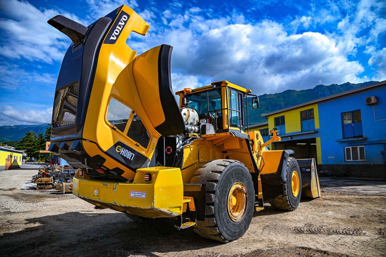Wheel loader VOLVO L180H