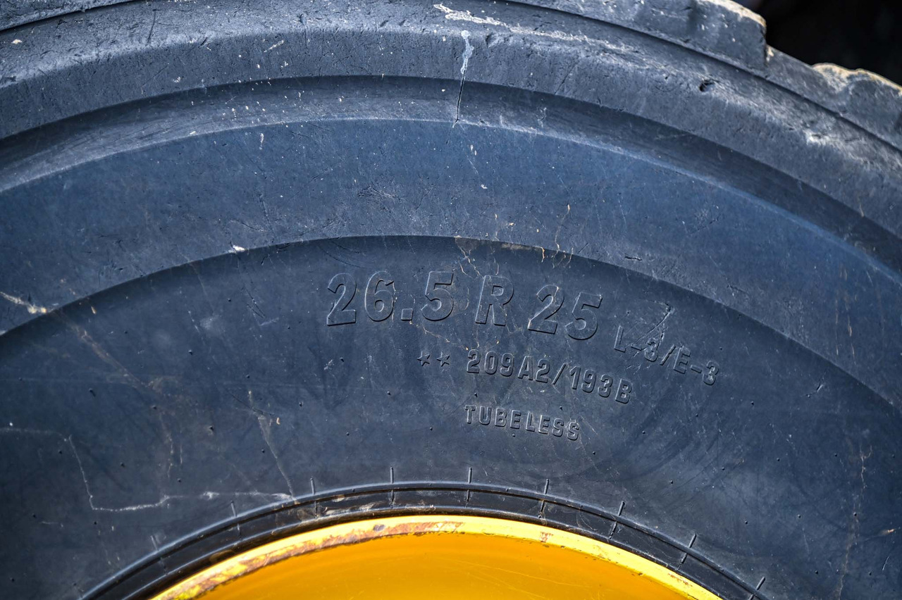 Wheel loader VOLVO L180H