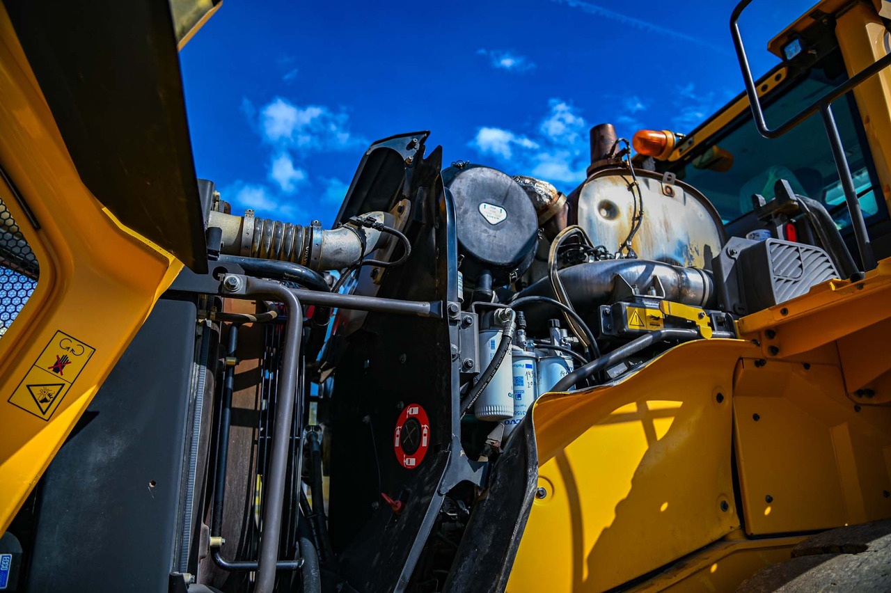 Wheel loader VOLVO L180H