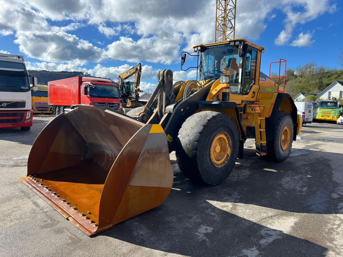 Wheel loader VOLVO L180H