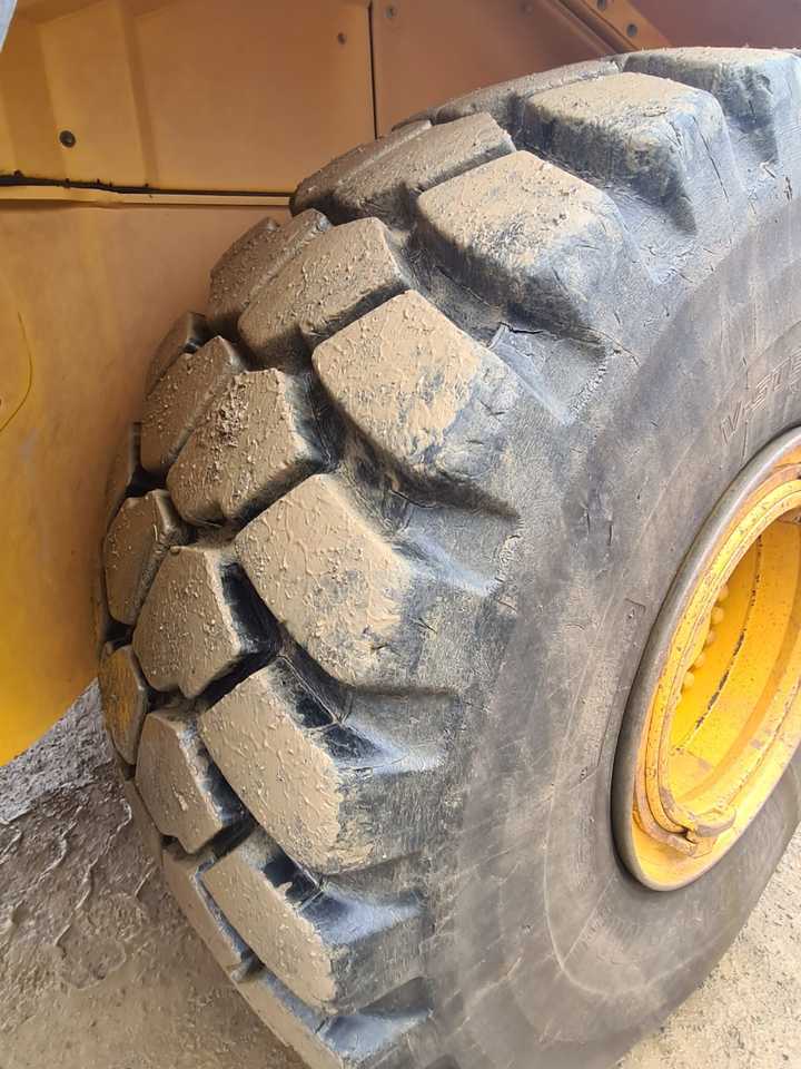 Wheel loader VOLVO L220G