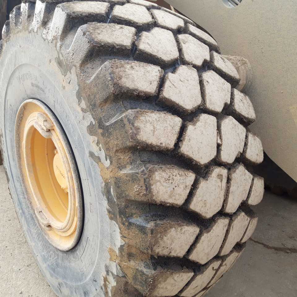 Wheel loader VOLVO L220G