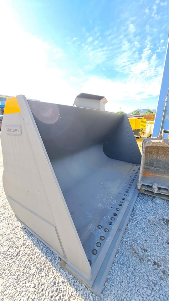 Wheel loader VOLVO L220H