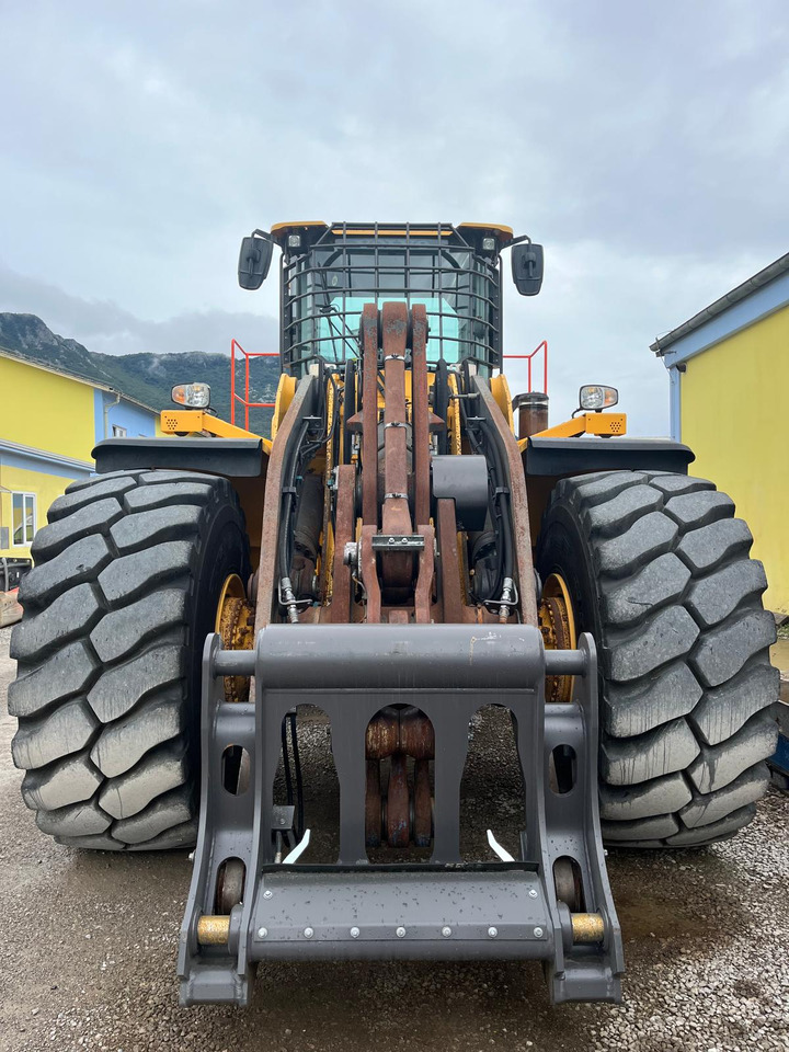 Wheel loader VOLVO L220H
