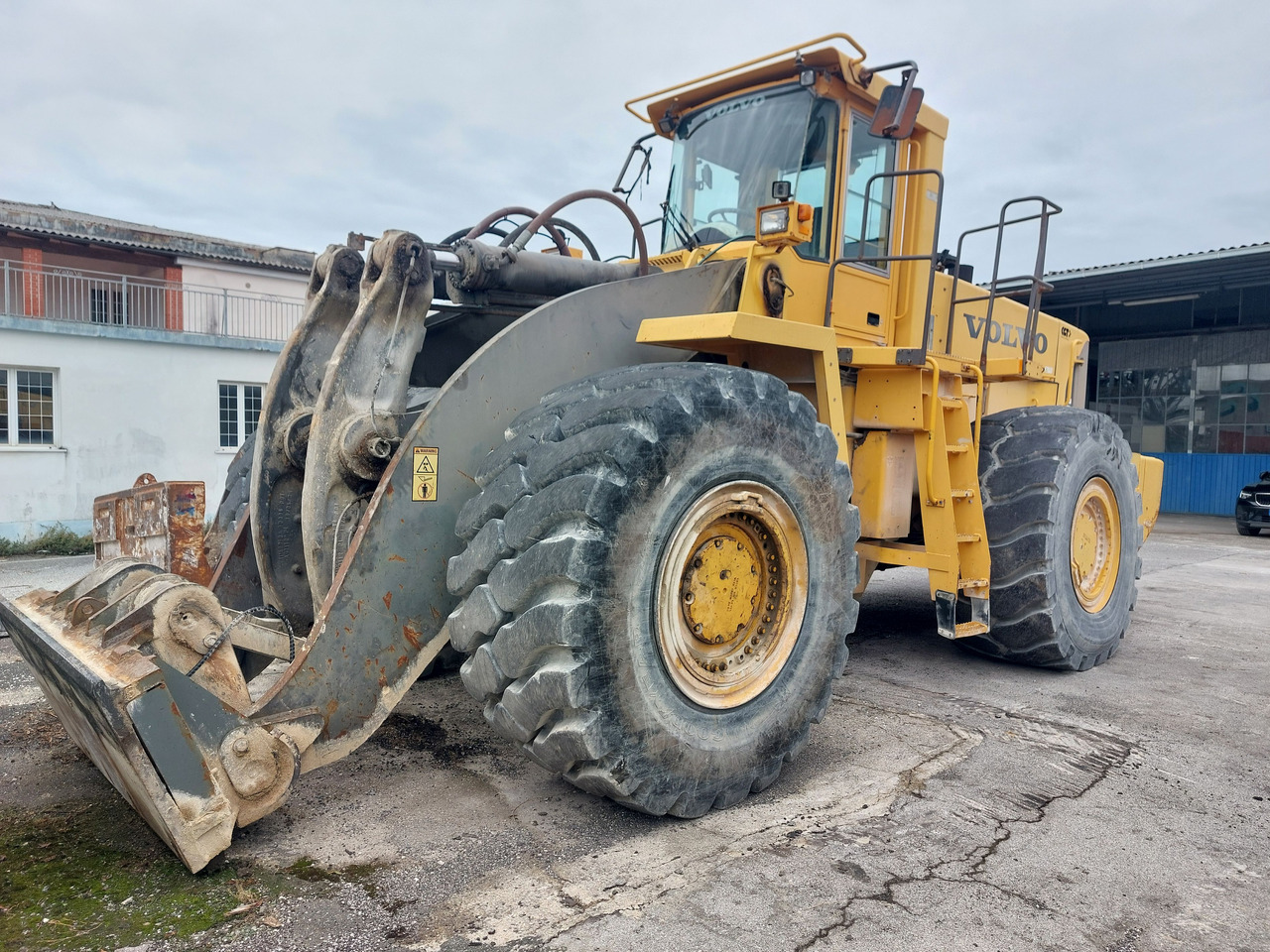 Wheel loader VOLVO L330E HDBH