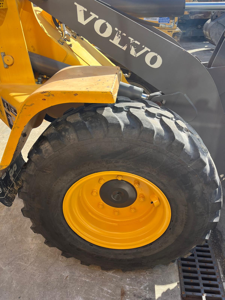 Wheel loader VOLVO L35B
