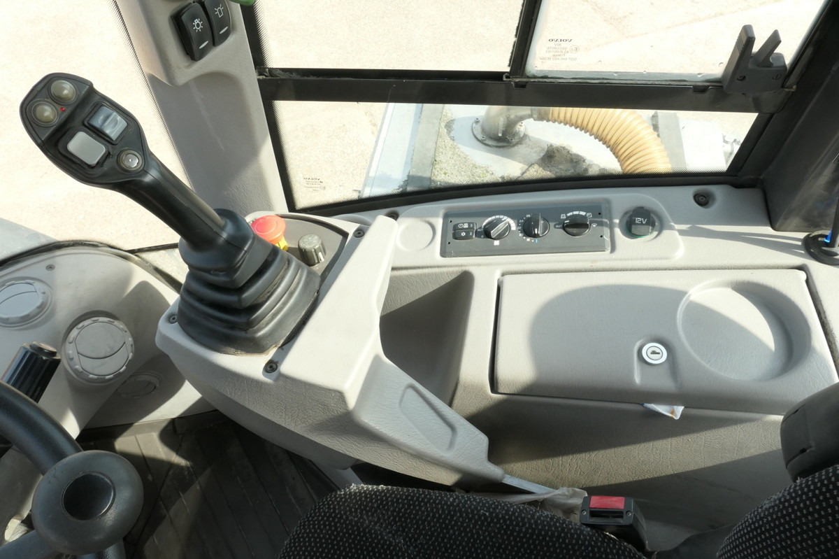 Wheel loader VOLVO L45H