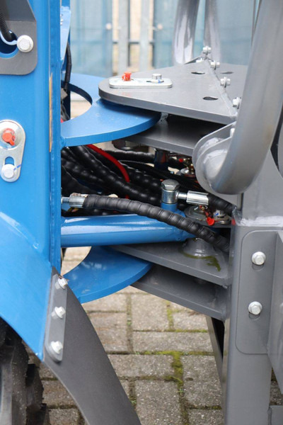 Wheel loader V-tech E604