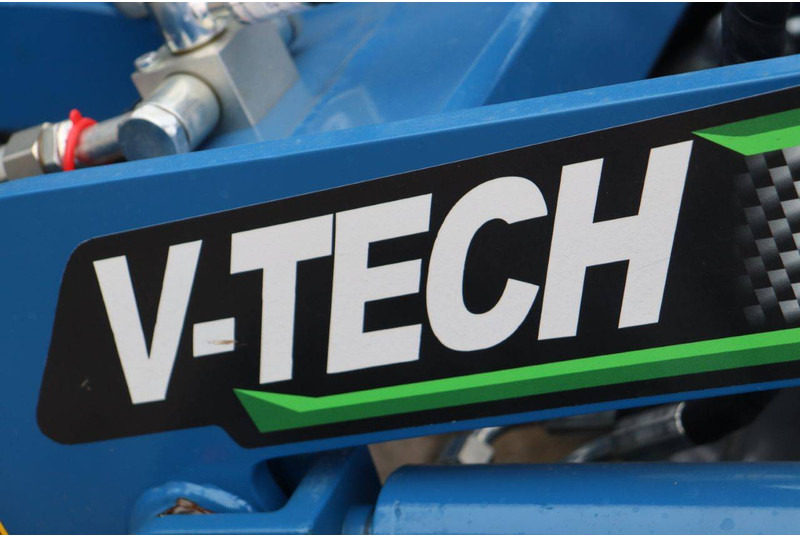 Wheel loader V-tech E604