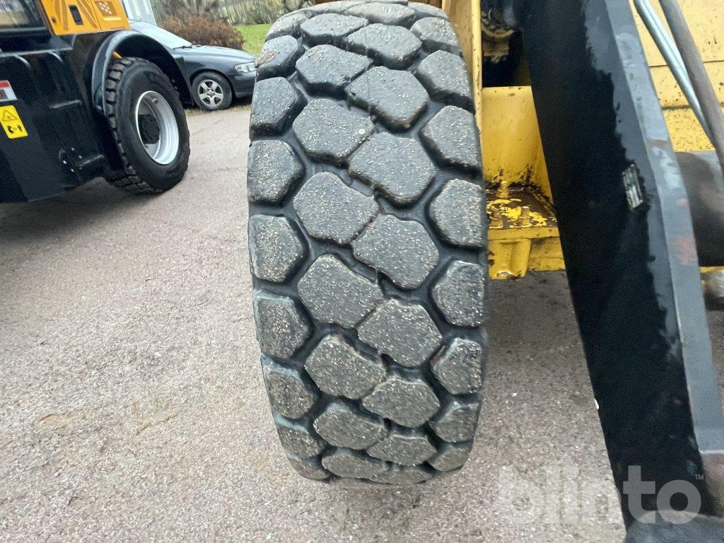 Wheel loader Volvo 4300