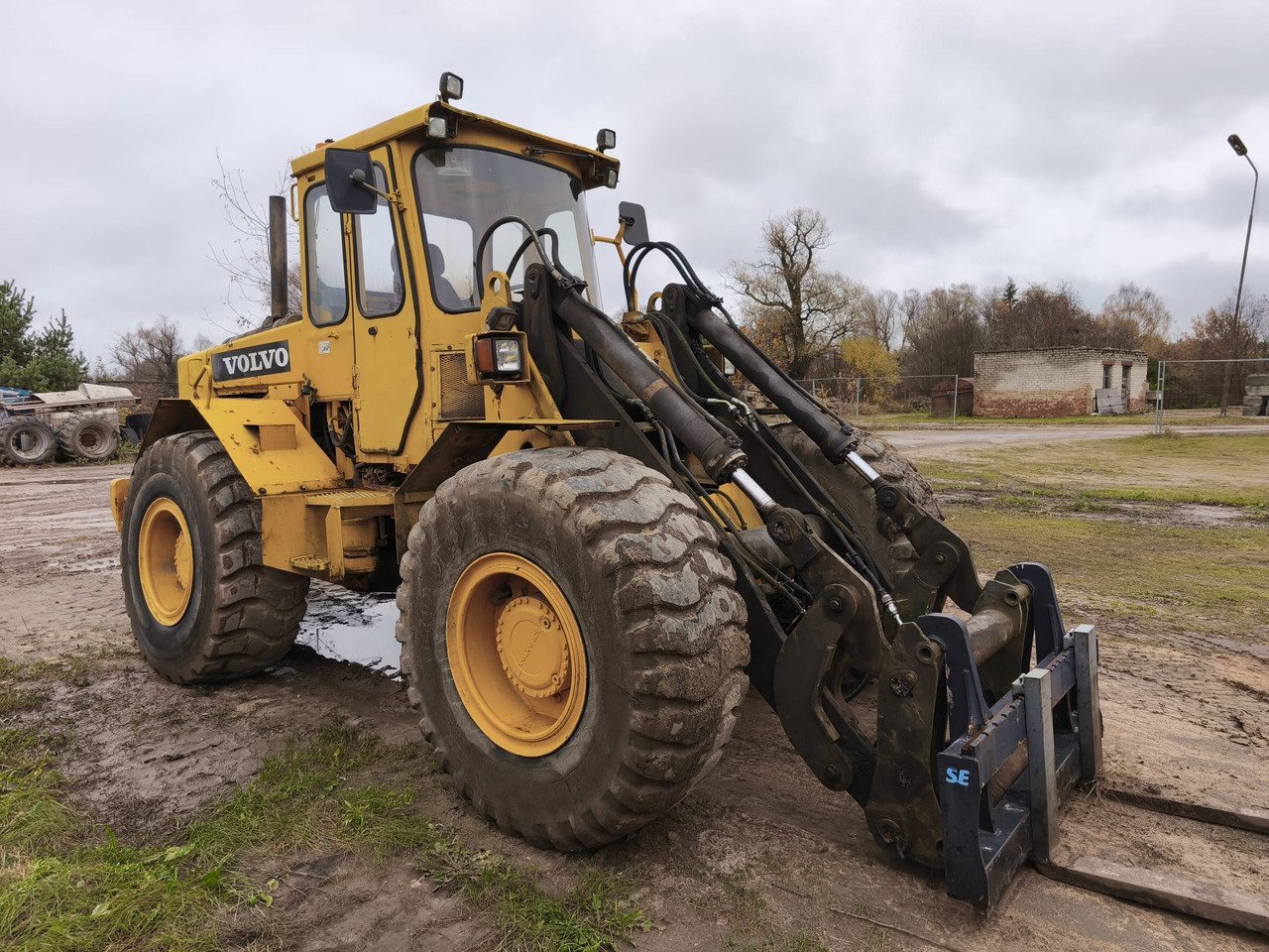 Wheel loader Volvo 4400