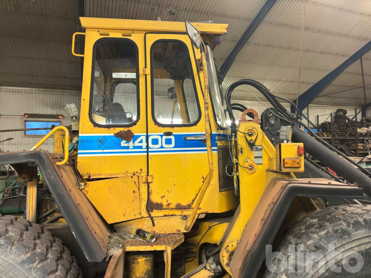 Wheel loader Volvo 4400