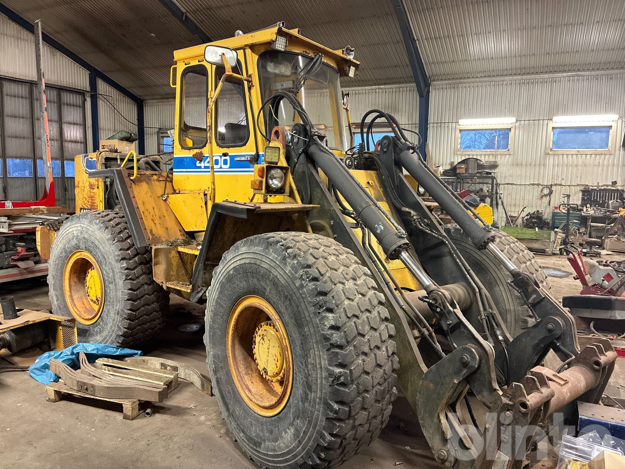 Wheel loader Volvo 4400