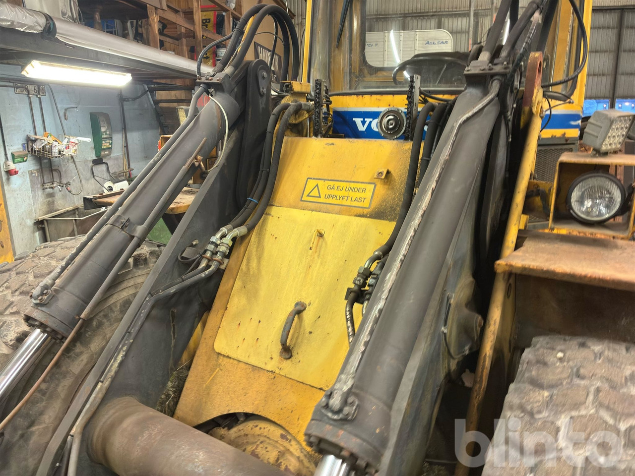 Wheel loader Volvo 4400