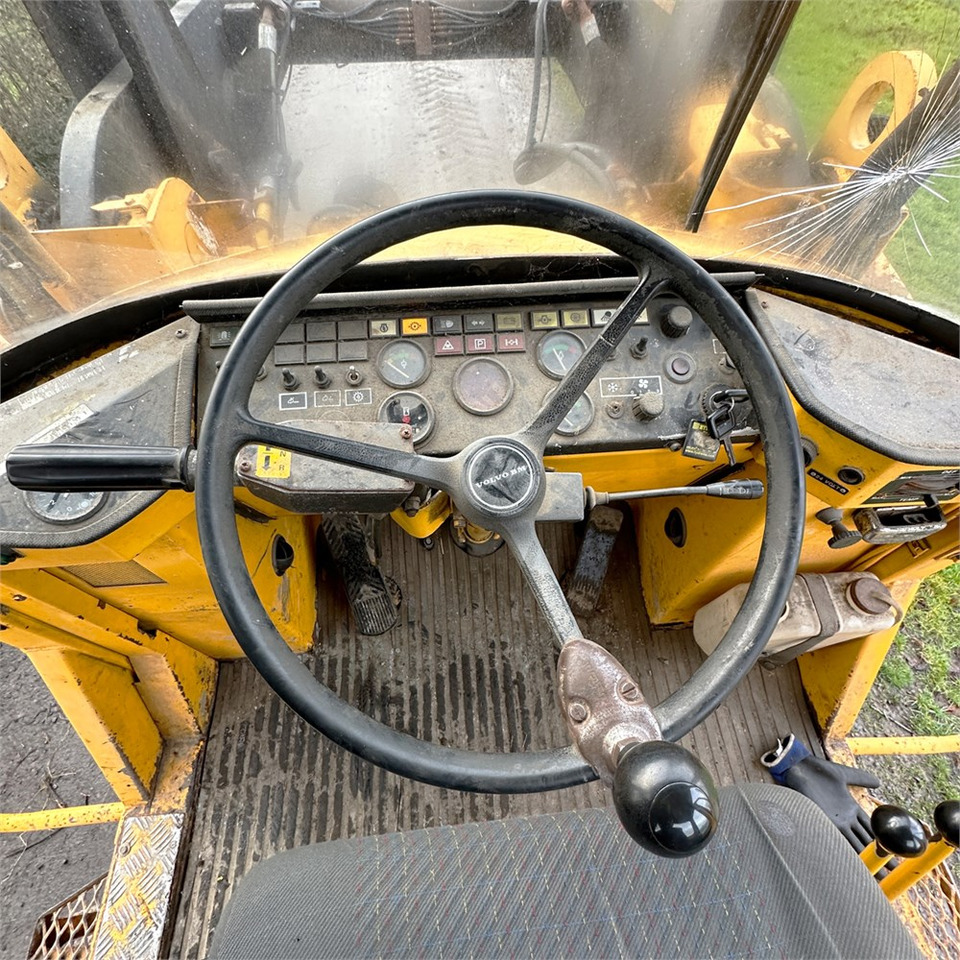 Wheel loader Volvo BM4400