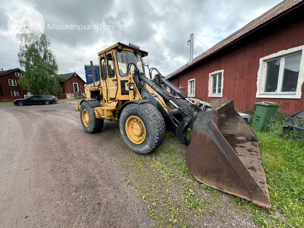 Wheel loader Volvo BM 4300