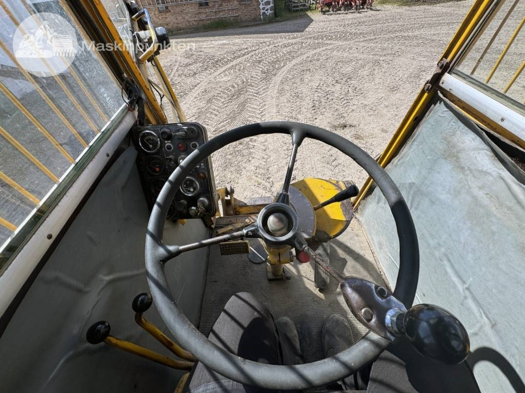 Wheel loader Volvo BM 840