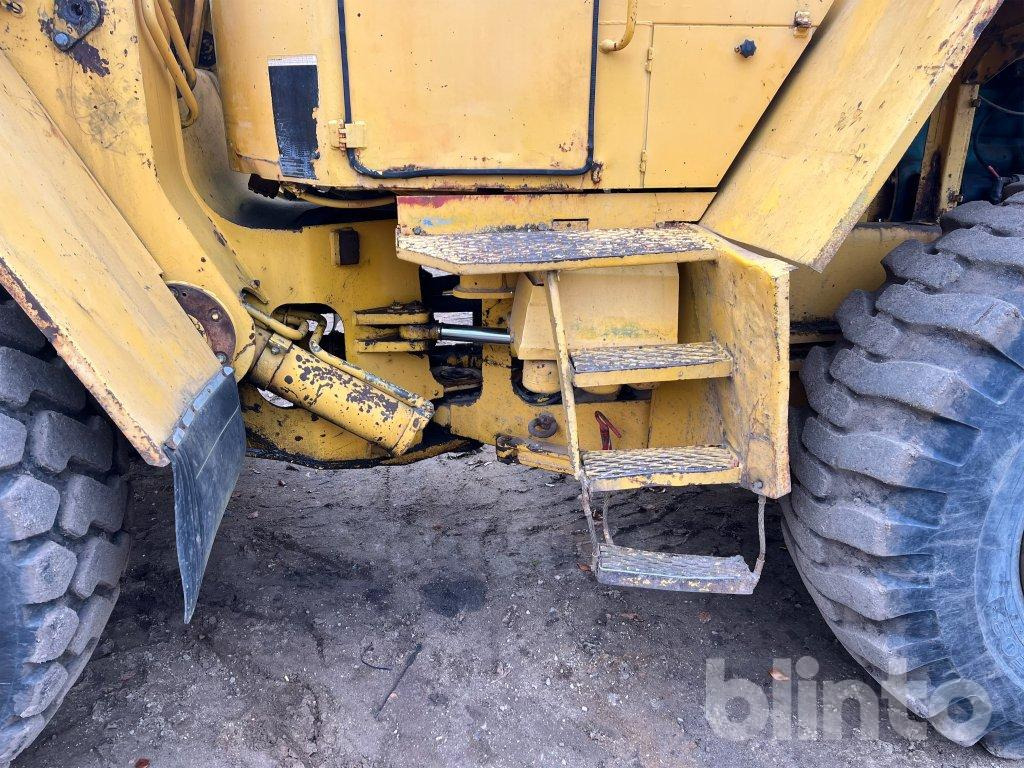 Wheel loader Volvo BM L90