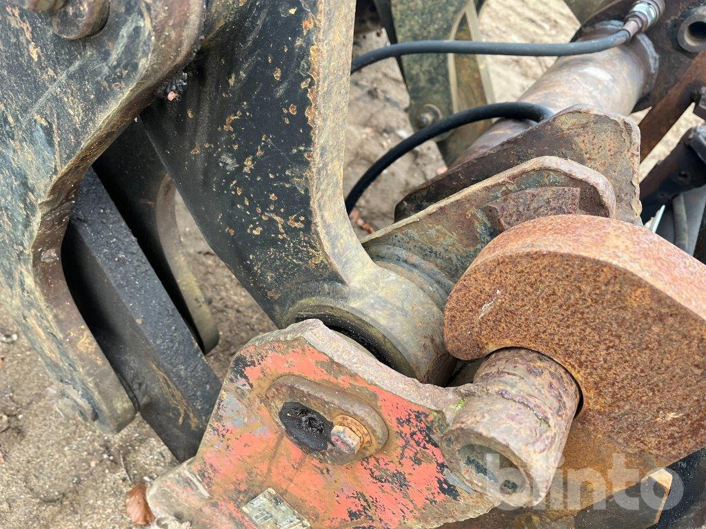 Wheel loader Volvo BM L90