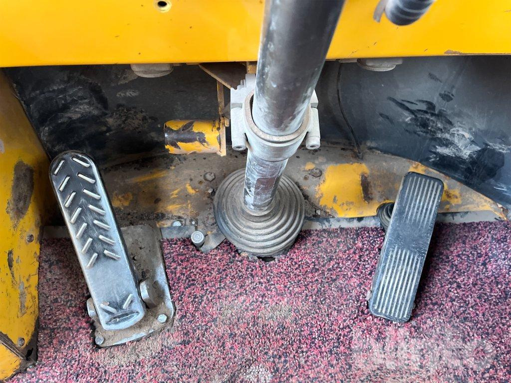 Wheel loader Volvo BM L90