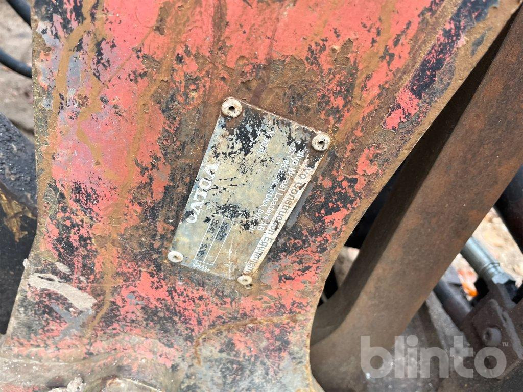 Wheel loader Volvo BM L90